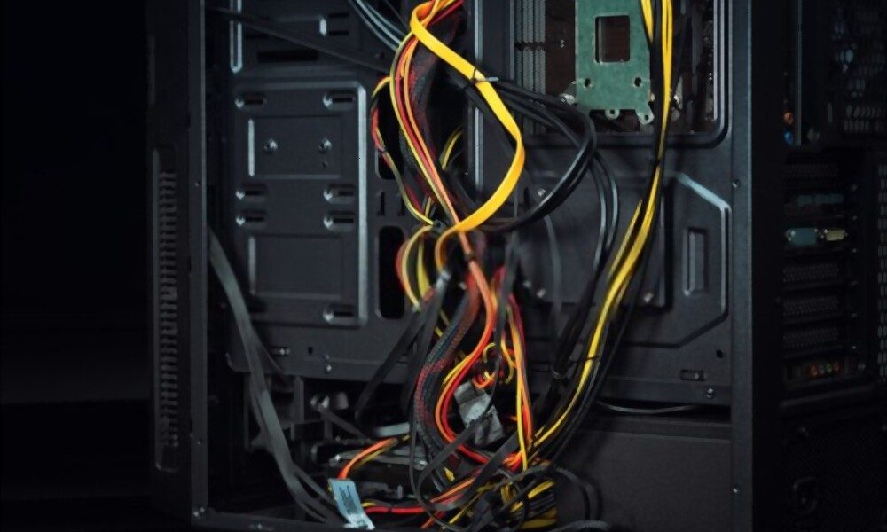 guide to bad cable management inside a case
